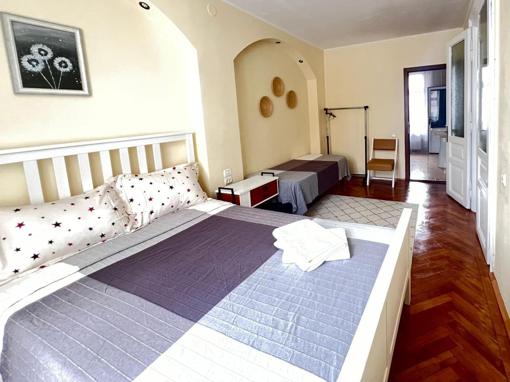 Mrhost Central Braşov Extérieur photo